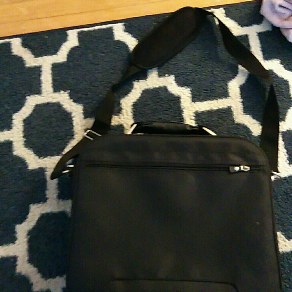Like new Laptop case - Picture 4 of 8